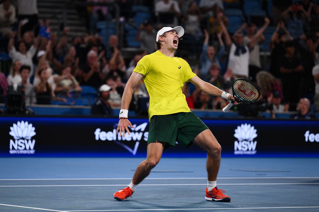 The Rising Star Alex De Minaur in Tennis CFS News(00)